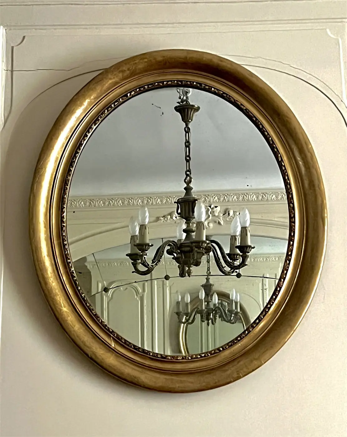 Grand miroir ovale doré – époque Louis-Philippe (vers 1840-1860) – glace d’origine