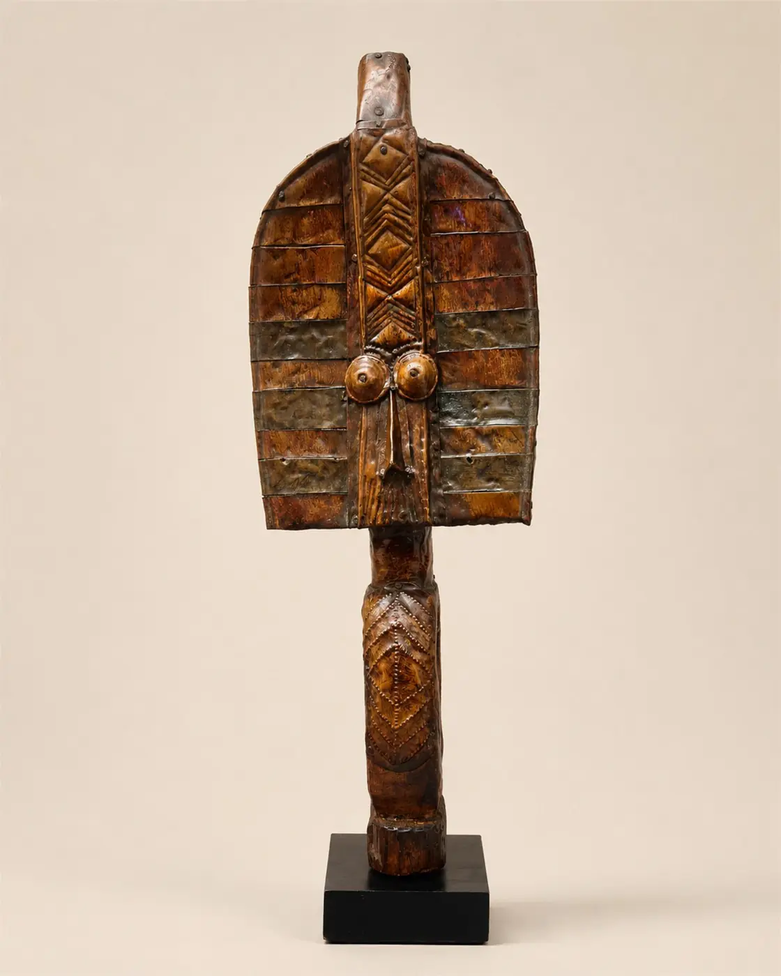 Reliquaire africain Kota Mahongwe – Gabon – Bois et cuivre – Gardien de relique 53 cm