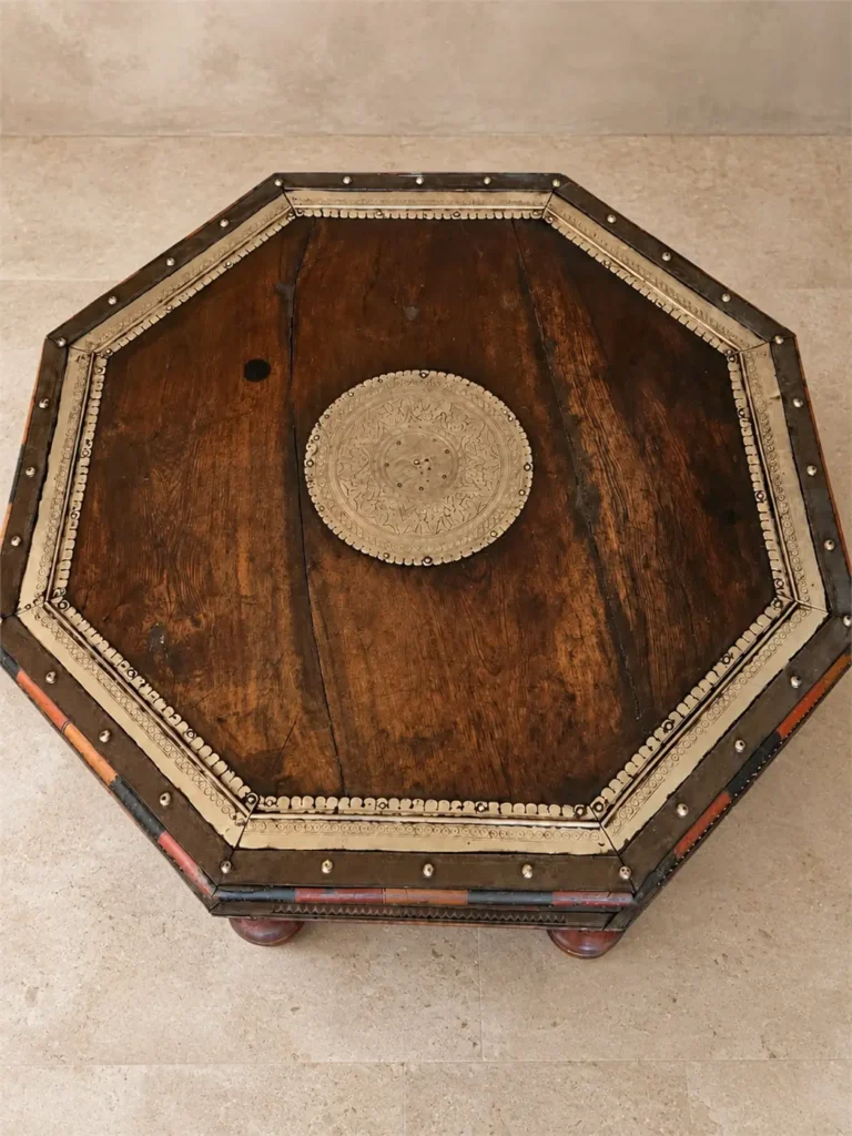 table basse indienne chowki 01