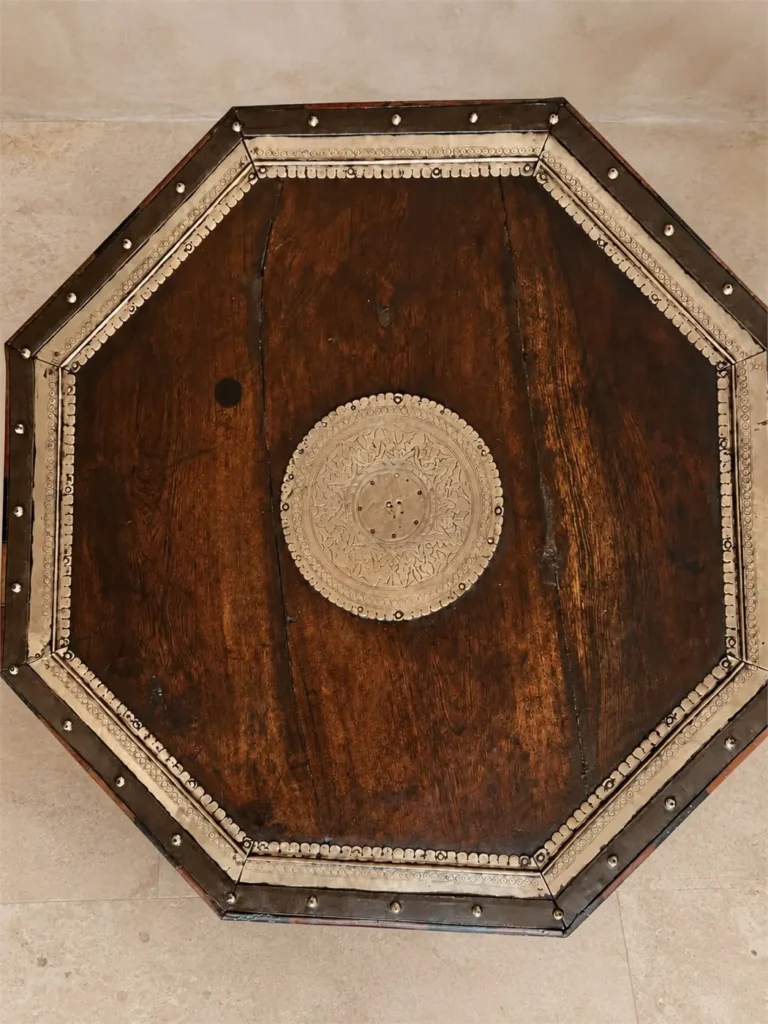 table basse indienne chowki 02