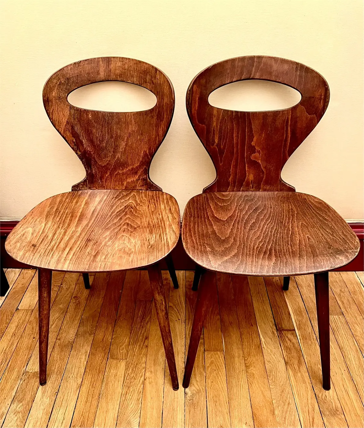 Paire de chaises Baumann en bois – modèle « fourmi » – années 60