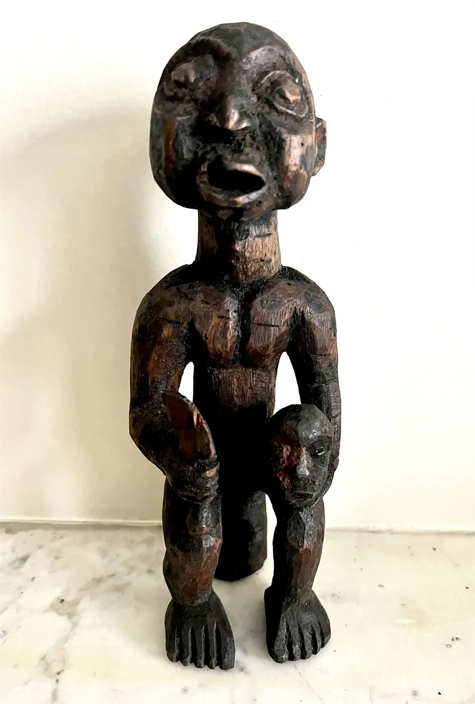 Statuette de pouvoir Kongo / Yombe – Première moitié du XXe siècle