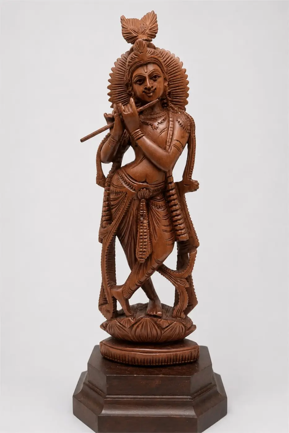 Krishna à la flûte en bois sculpté – Inde – 24cm
