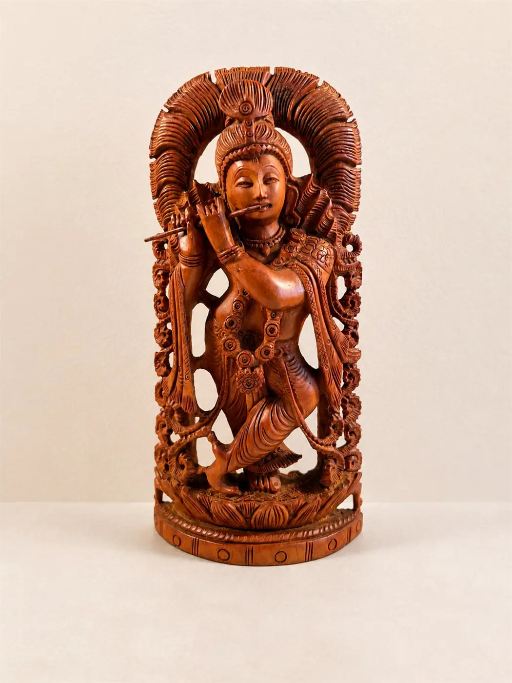 Sculpture indienne en bois – Krishna joueur de flûte