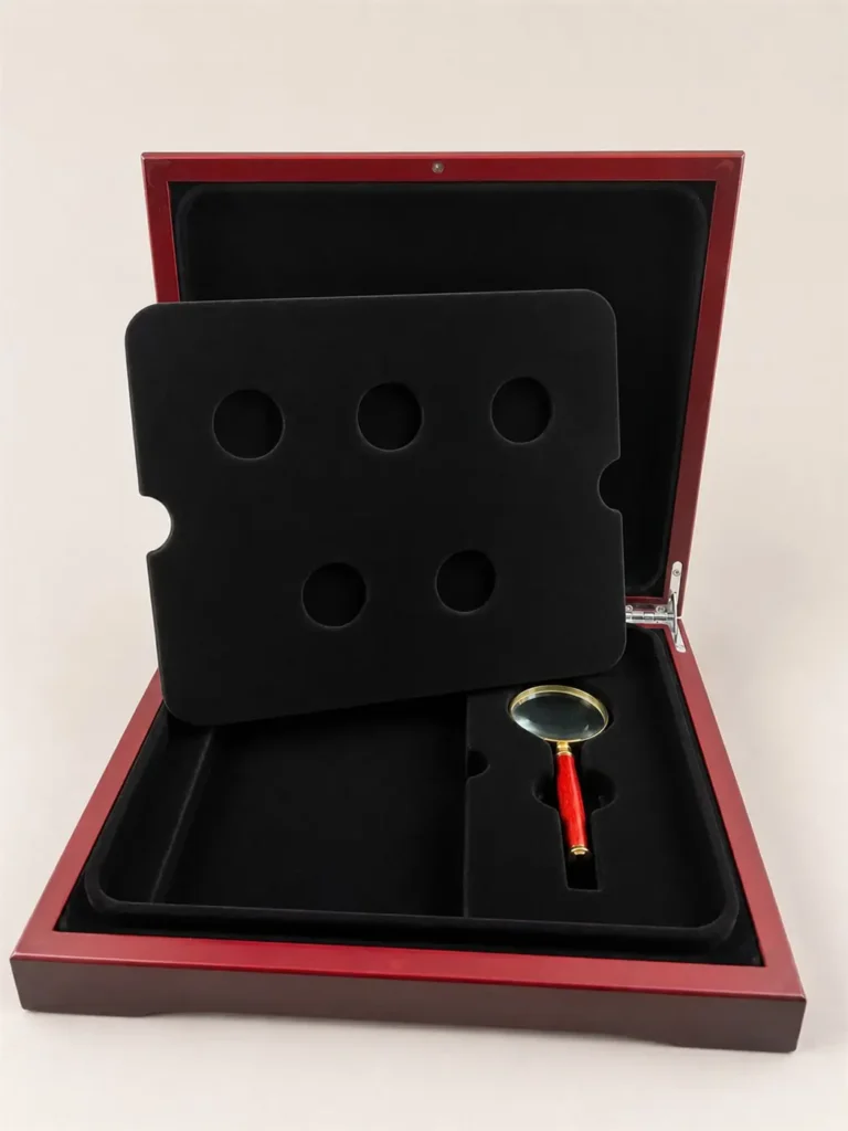 coffrets de numismate pour pieces et medailles avec loupe 05 1