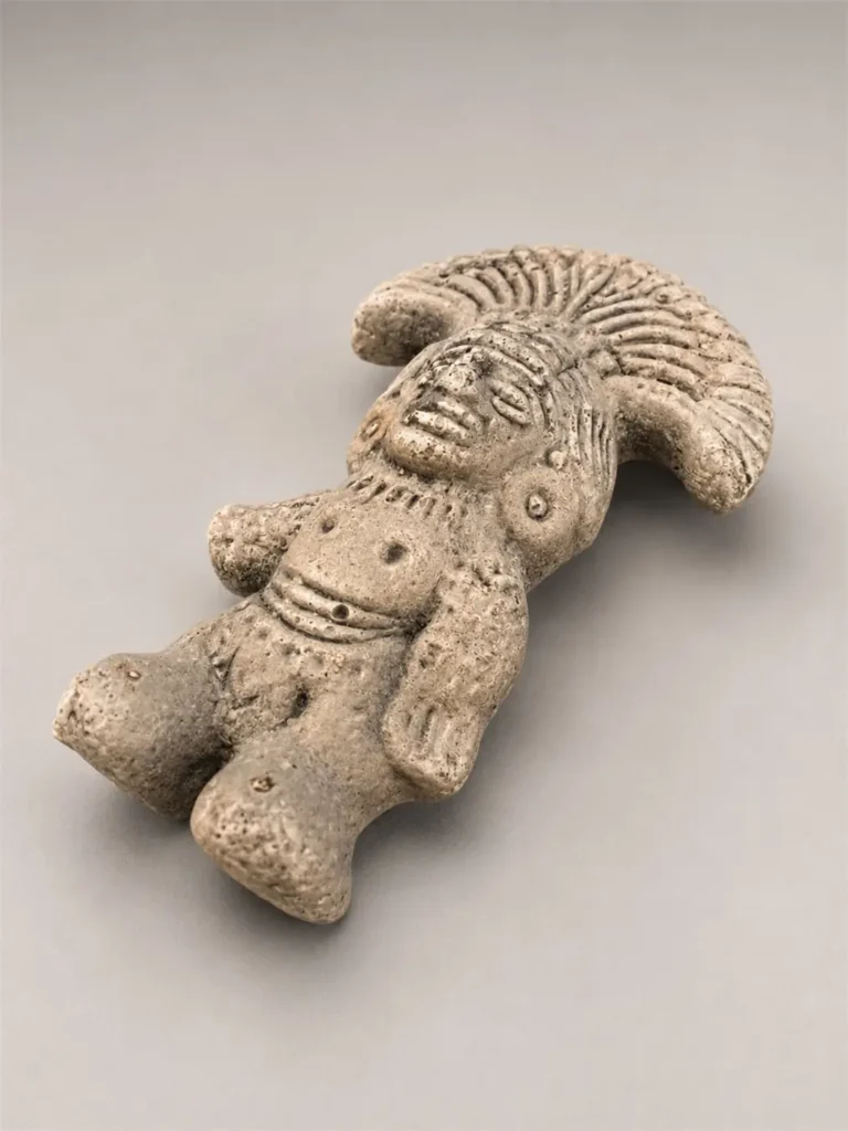 figurine en pierre precolombienne 03