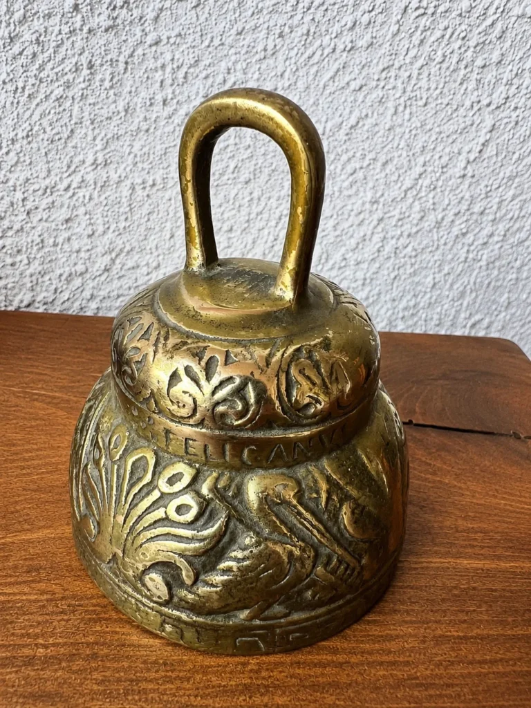 cloche laiton 7