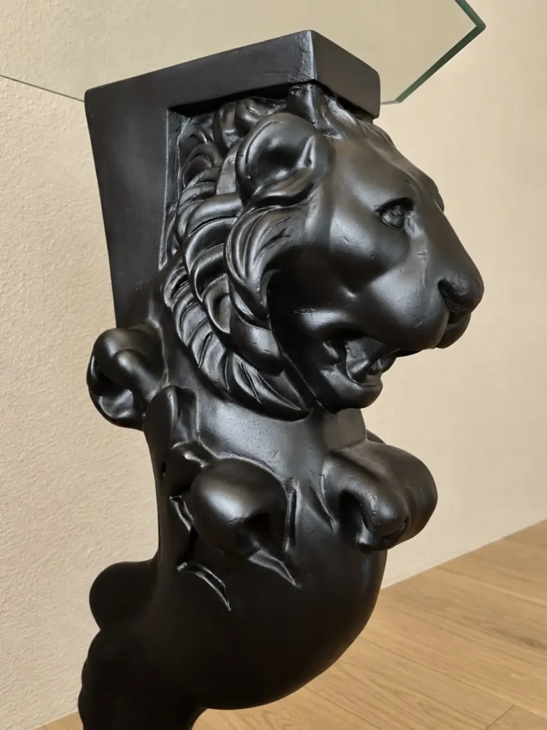 console neoclassique aux lions 03
