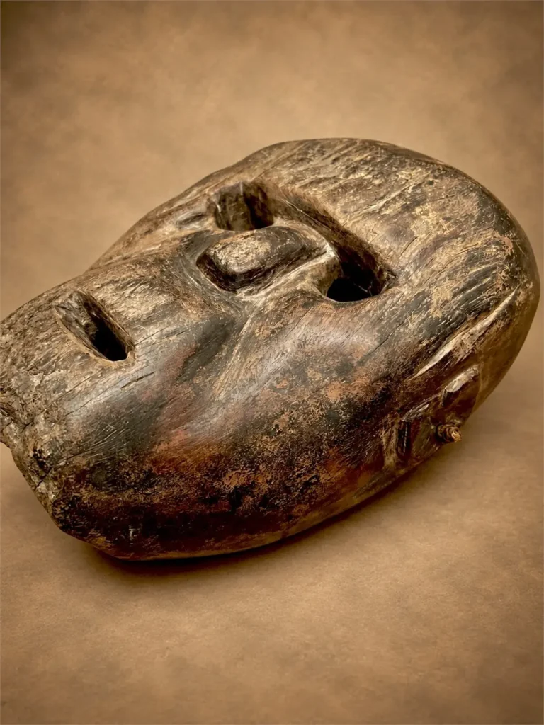 masque ancien du timor occidental 01