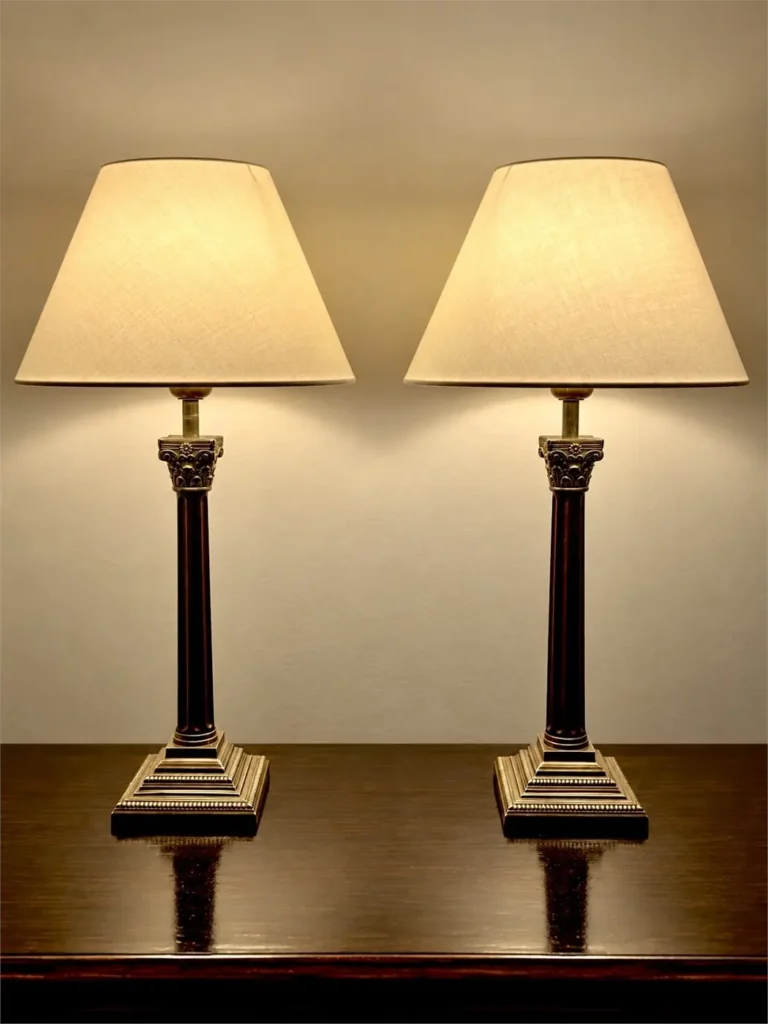 lampes neoclassiques a colonnes corinthiennes 01