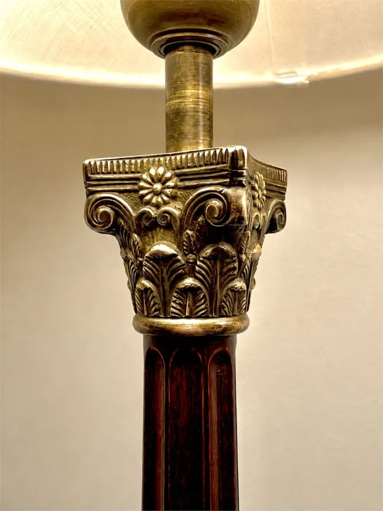 lampes neoclassiques a colonnes corinthiennes 03